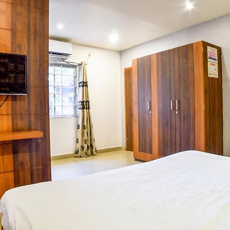 FabHotel IR Luxaria - Fully Vaccinated Staff Guwahati Esterno foto