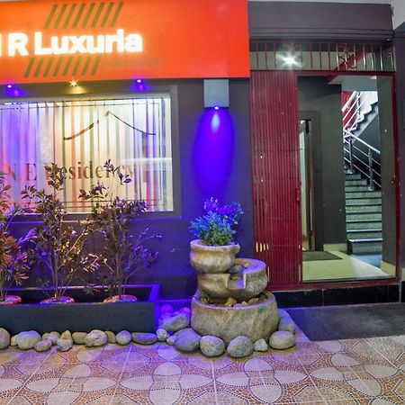 FabHotel IR Luxaria - Fully Vaccinated Staff Guwahati Esterno foto