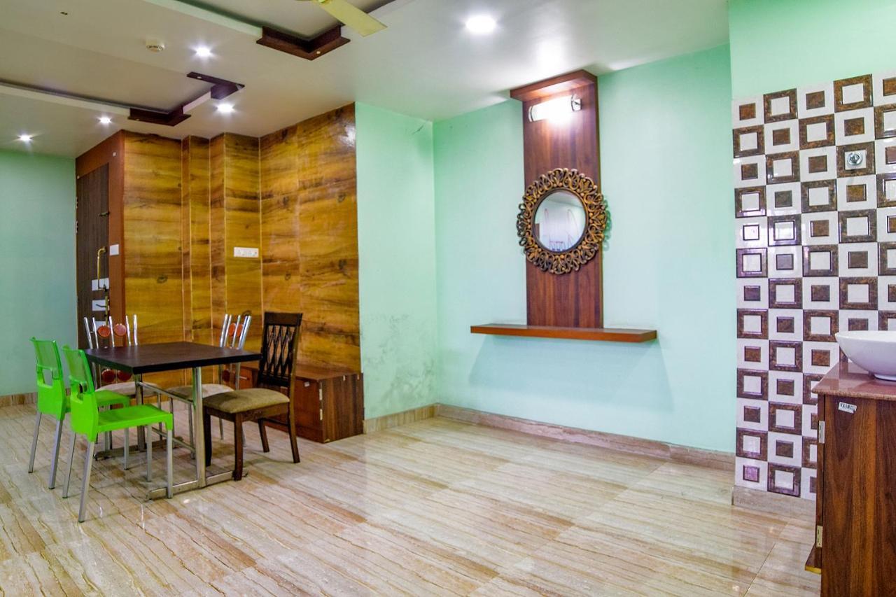 FabHotel IR Luxaria - Fully Vaccinated Staff Guwahati Esterno foto